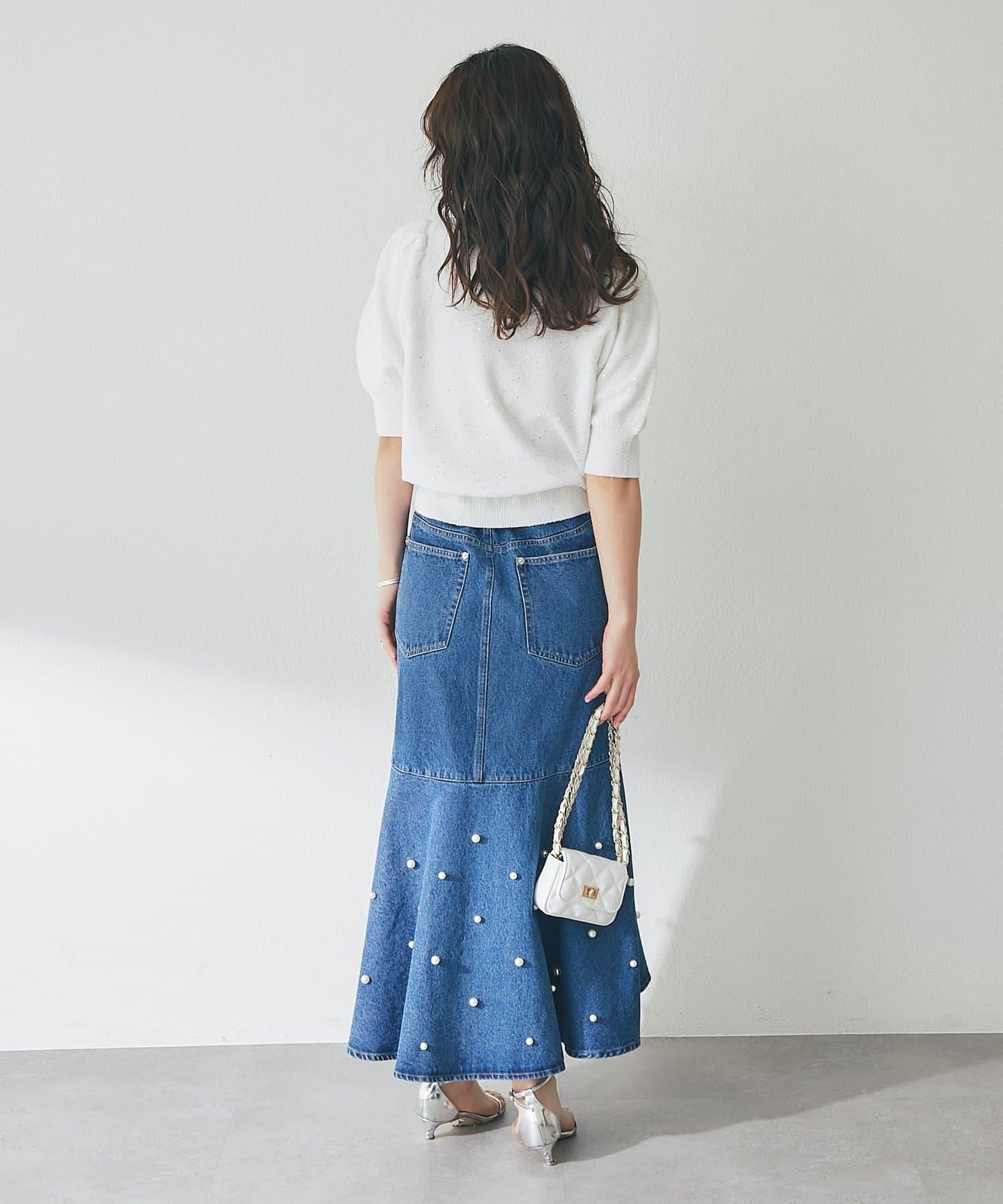 亮片泡泡袖圈圈紗針織上衣