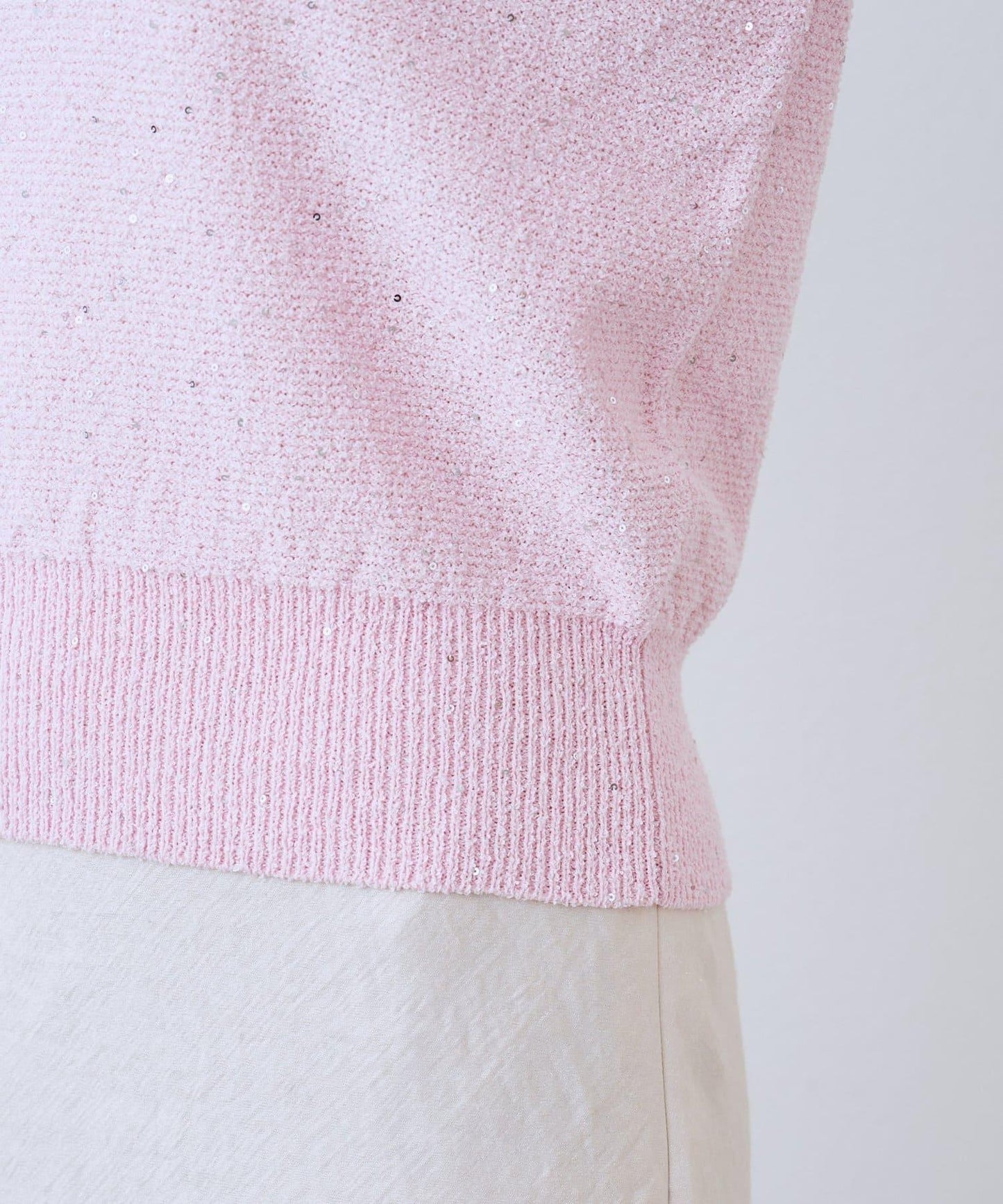 亮片泡泡袖圈圈紗針織上衣