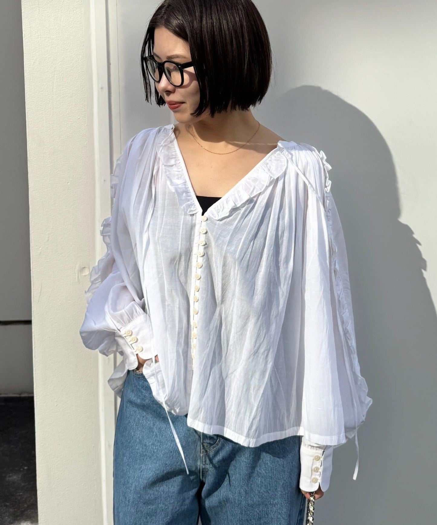 willow 透紗蓬鬆荷葉邊襯衫