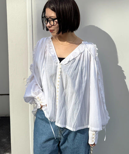 willow 透紗蓬鬆荷葉邊襯衫