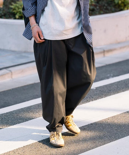 寬鬆廓形 雙褶 聚酯斜紋 長褲