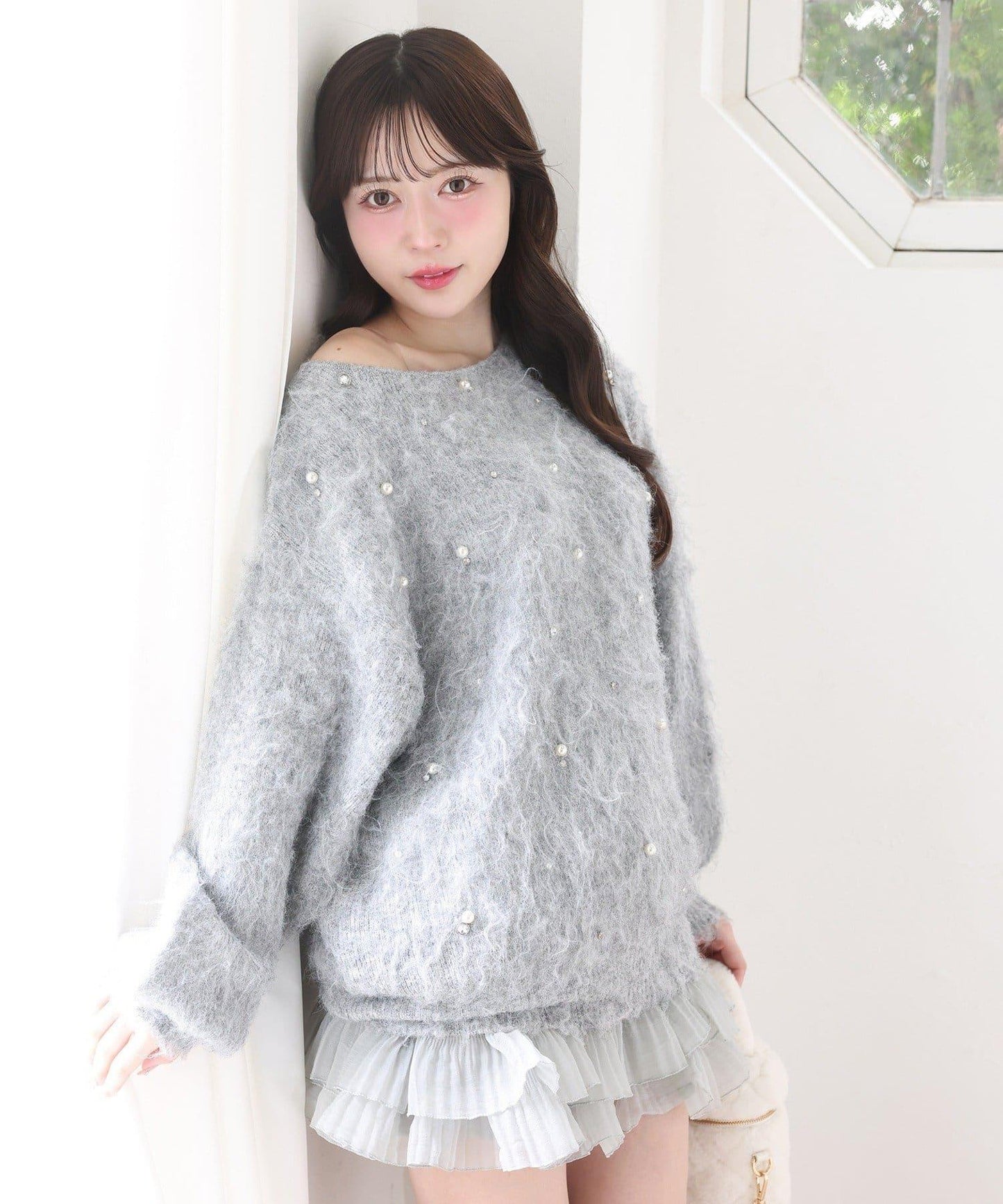 珠飾毛絨針織上衣