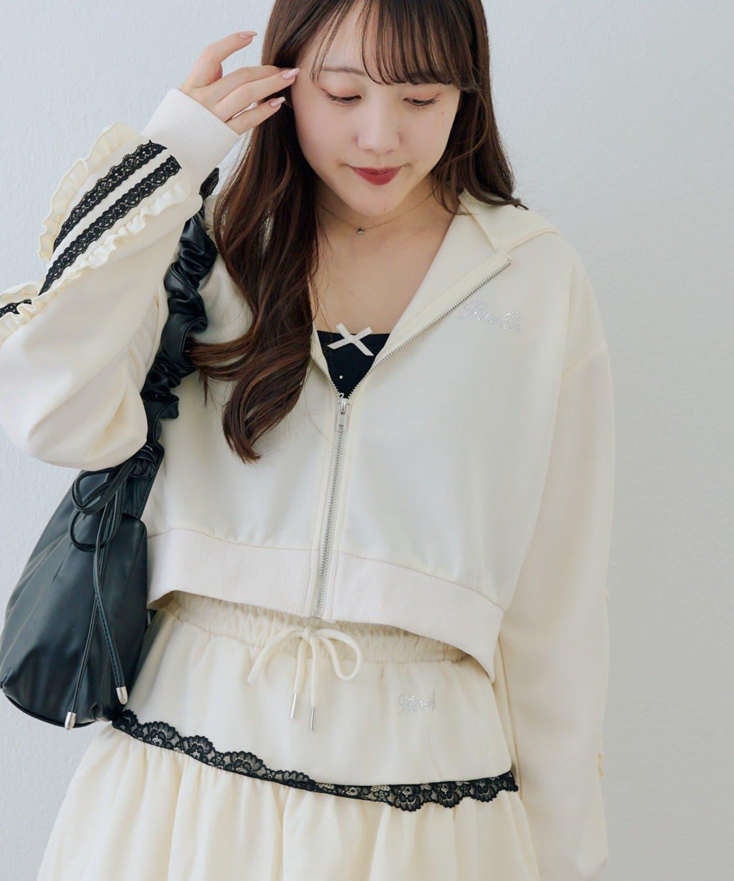 RMAF 成套 運動風蕾絲 連帽衛衣