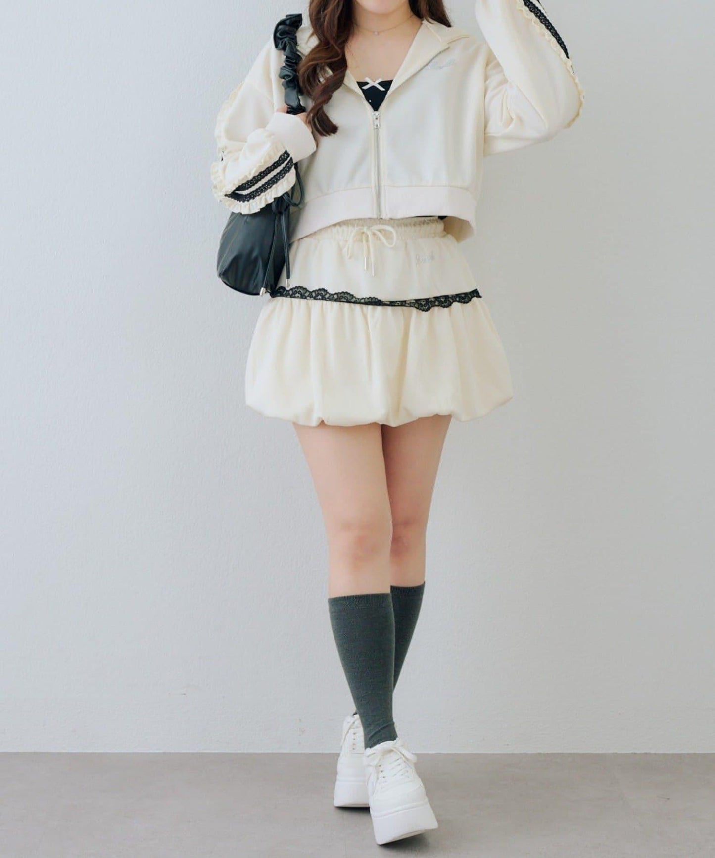 RMAF 成套 運動風蕾絲 連帽衛衣