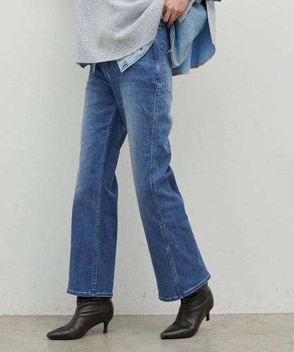 彈力喇叭牛仔褲