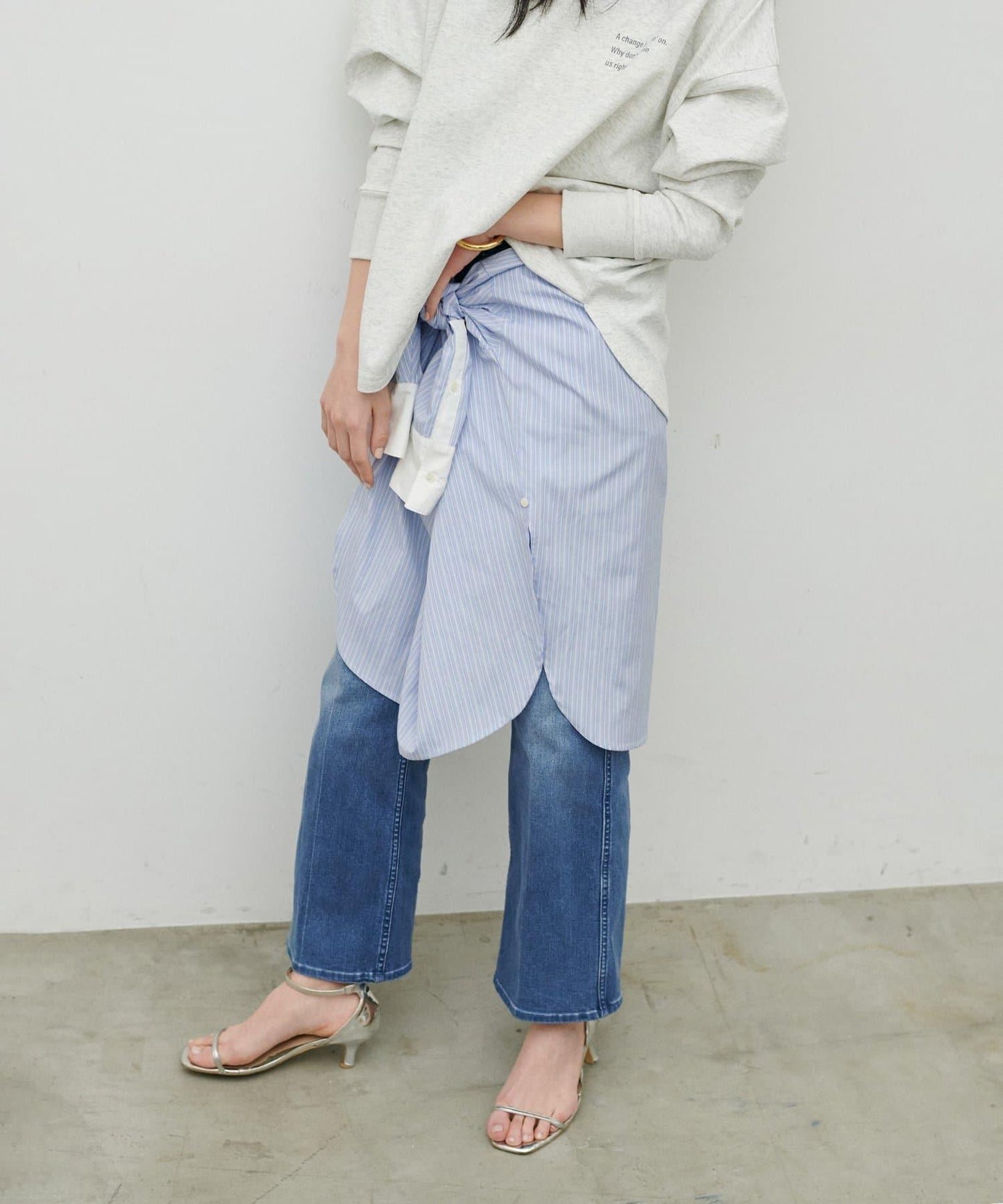 彈力喇叭牛仔褲