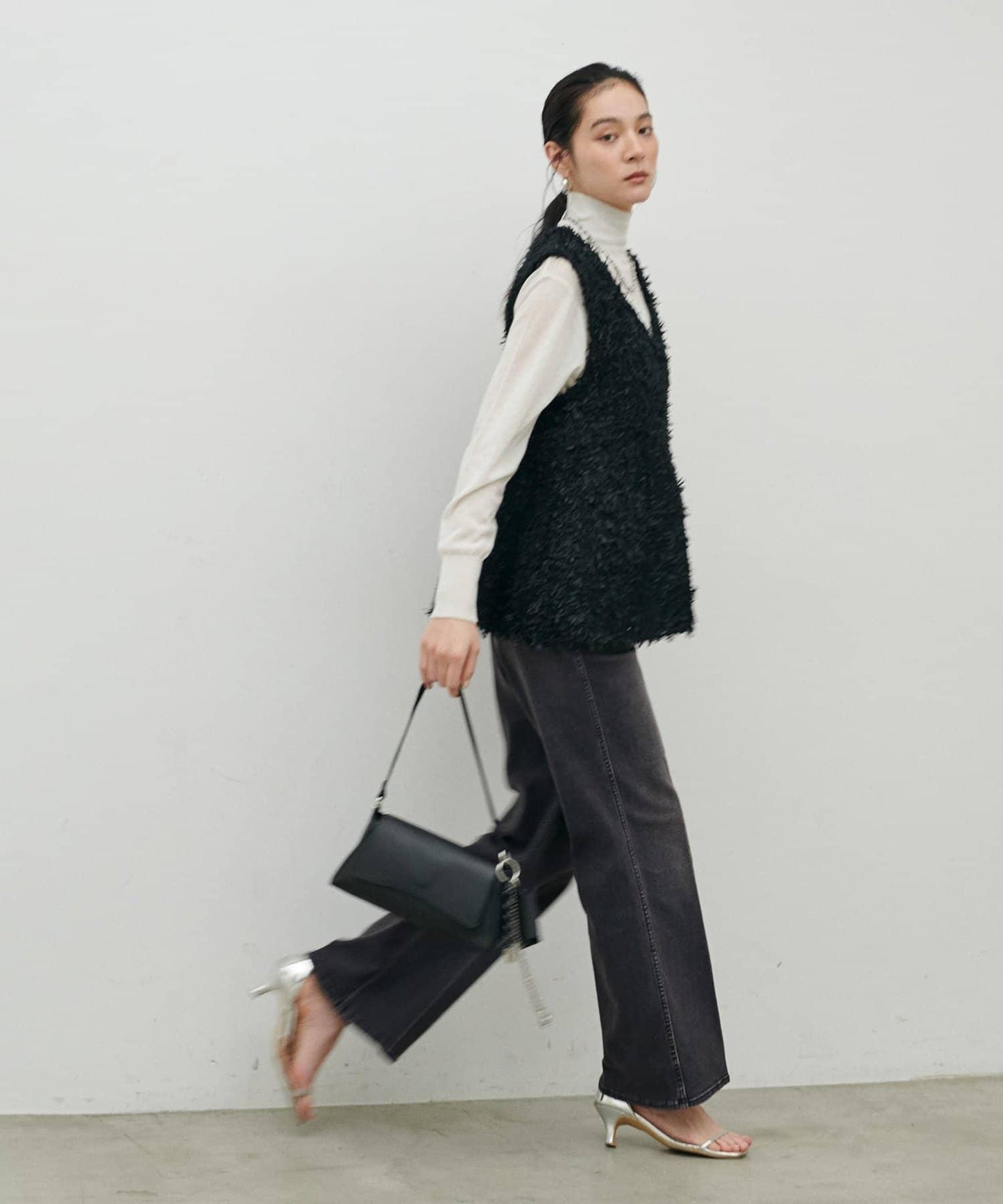 彈力喇叭牛仔褲