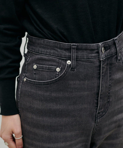 彈力喇叭牛仔褲