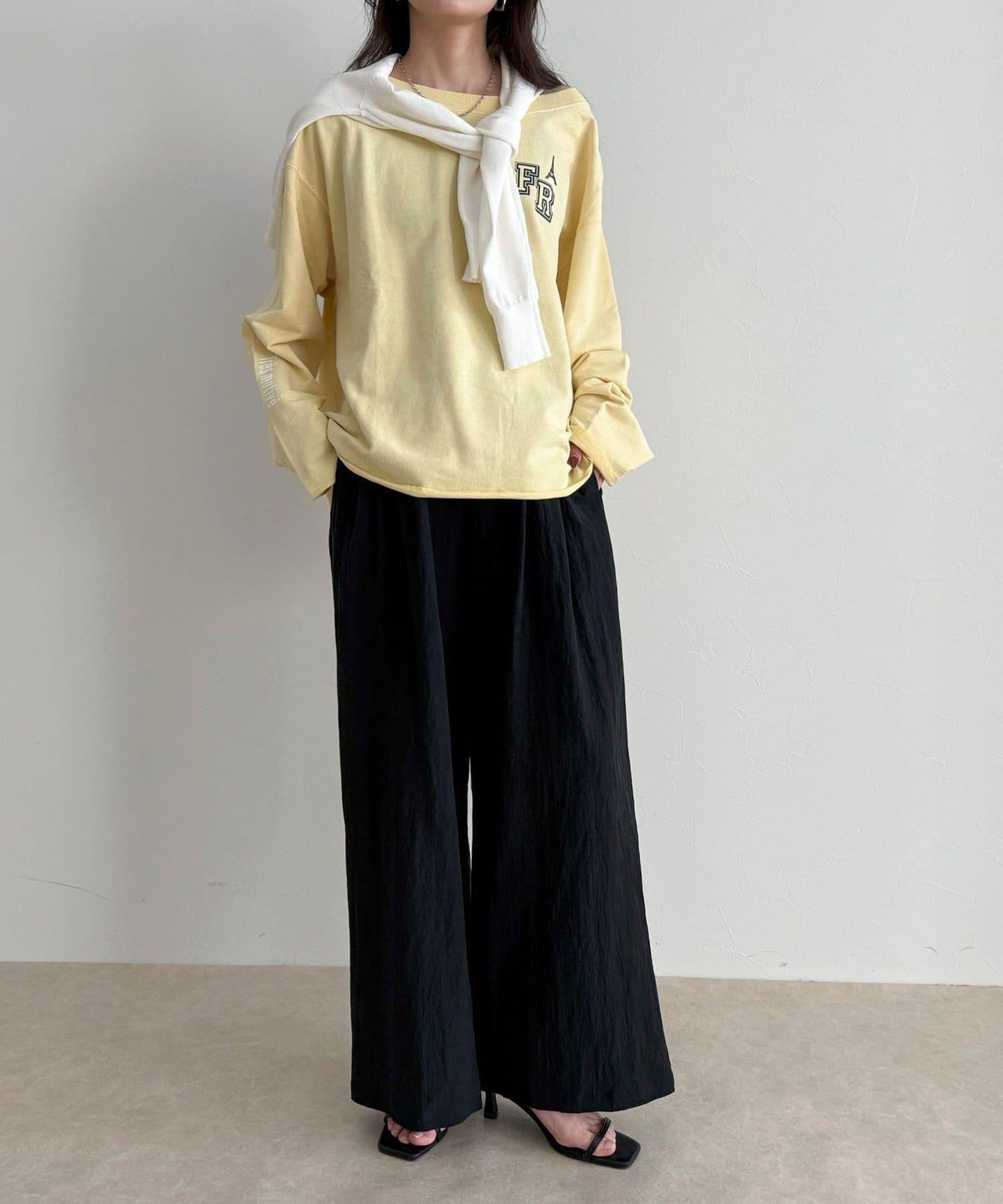 做舊毛圈露肩套頭衛衣