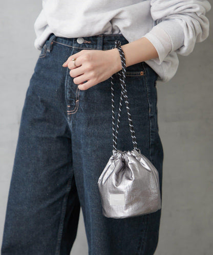 金屬感迷你束口包