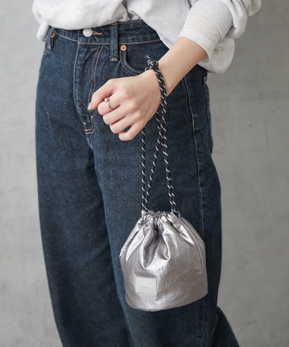 金屬感迷你束口包