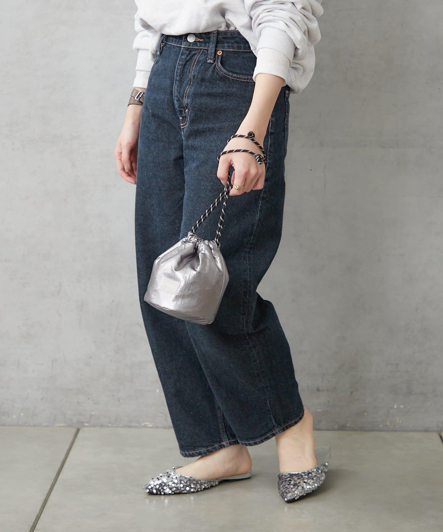 金屬感迷你束口包