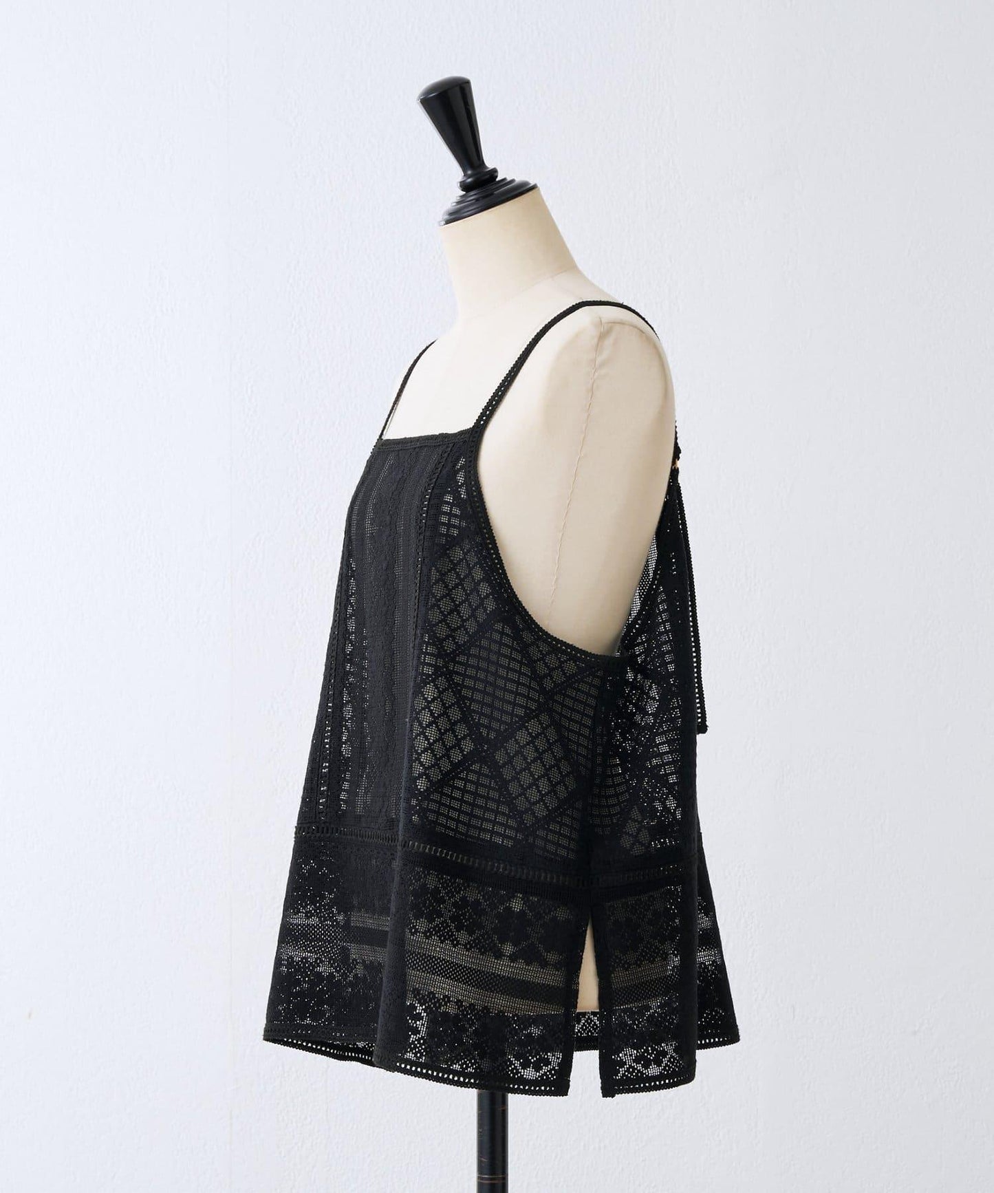 全蕾絲設計 吊帶背心