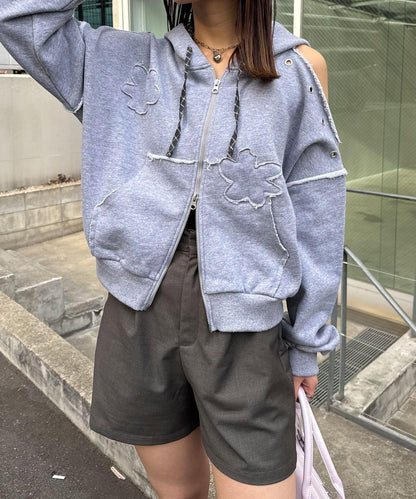 肩部開衩金屬釦眼貼布裝飾 拉鍊連帽衛衣