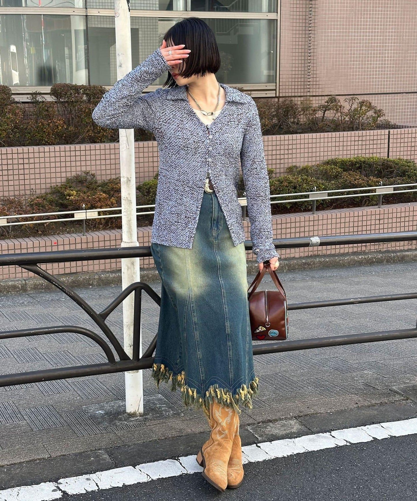 凹凸紋V領開襟襯衫