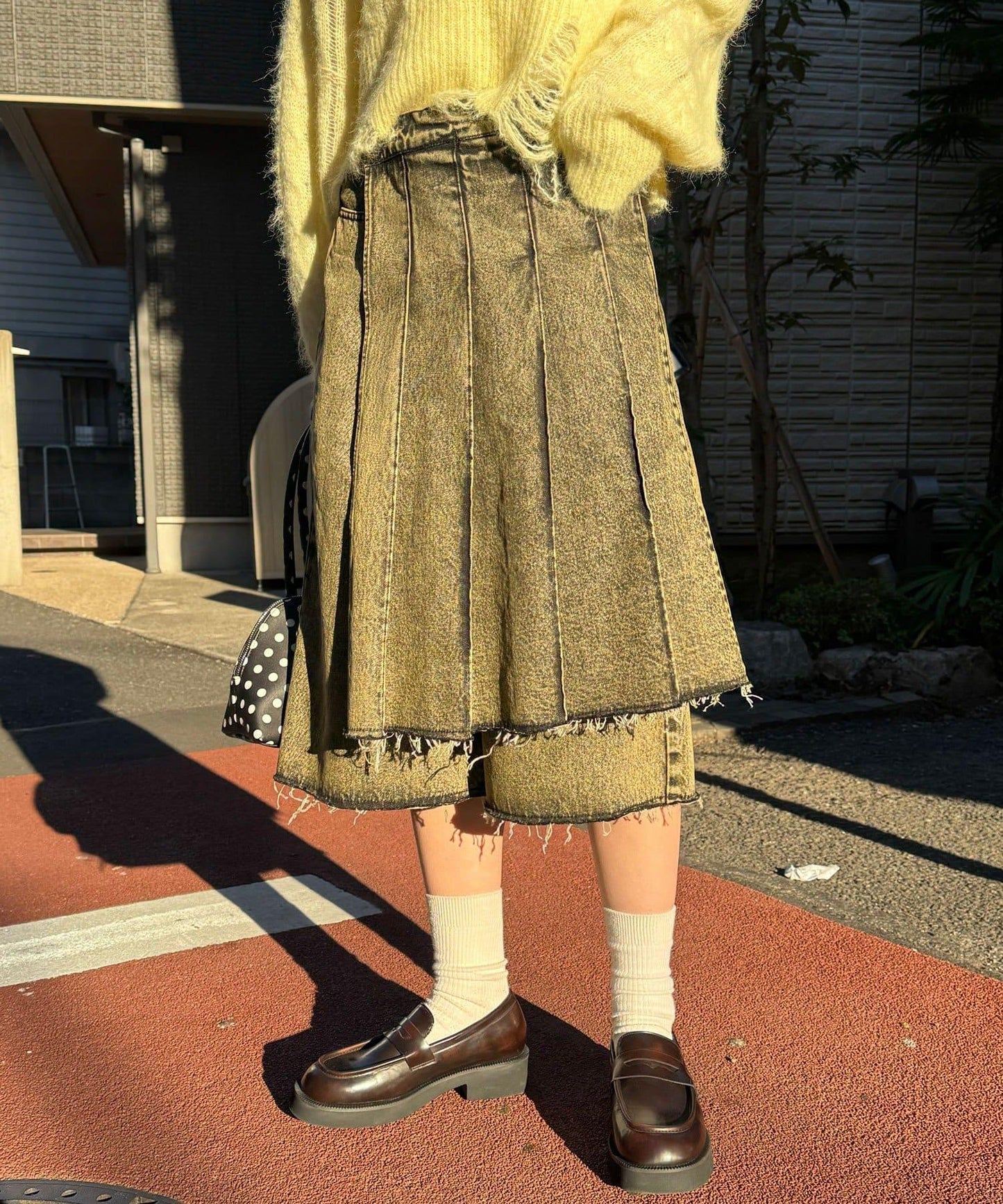 ANTI WARP 裙裝疊穿設計 牛仔短褲