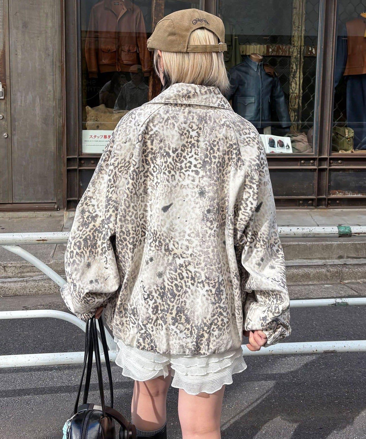 ANTI WARP 復古細節短外套