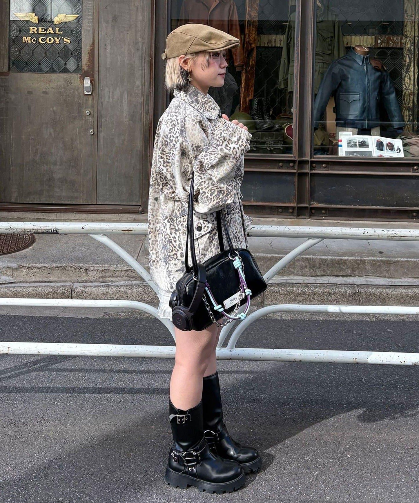 ANTI WARP 復古細節短外套