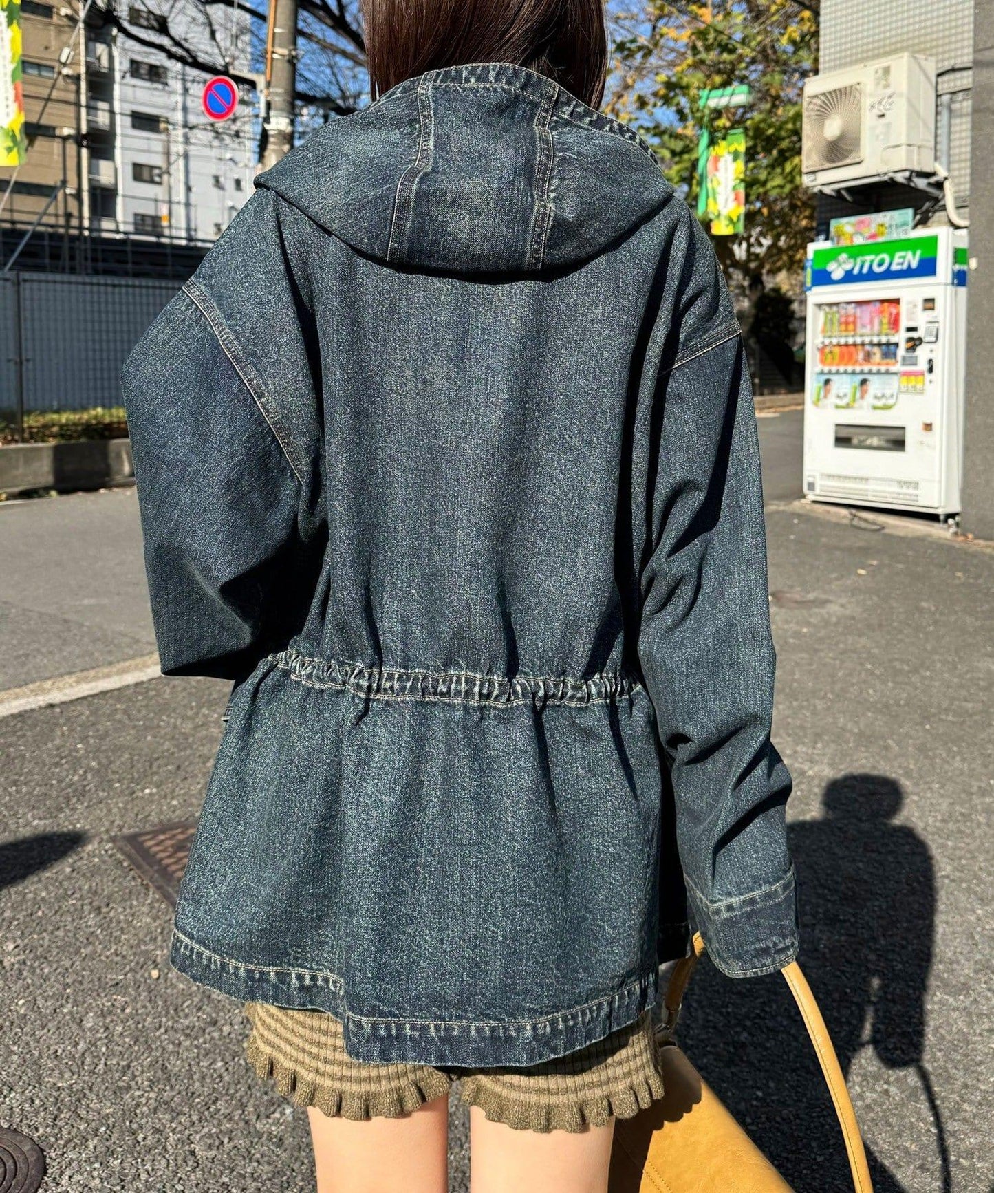 ANTI WARP 牛仔罩衫連帽夾克