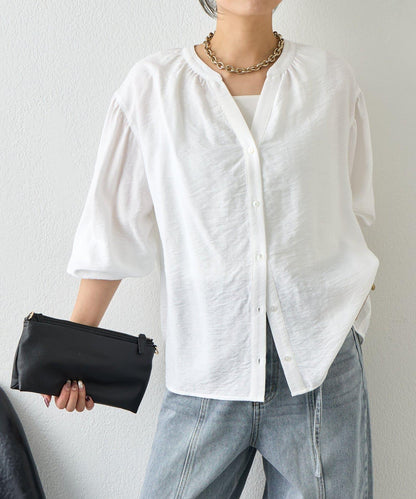 亞麻質感開領設計襯衫