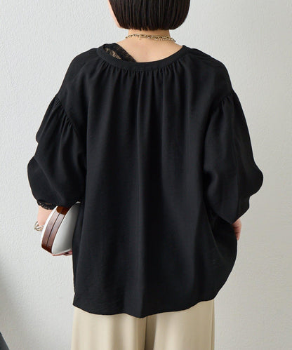 亞麻質感開領設計襯衫