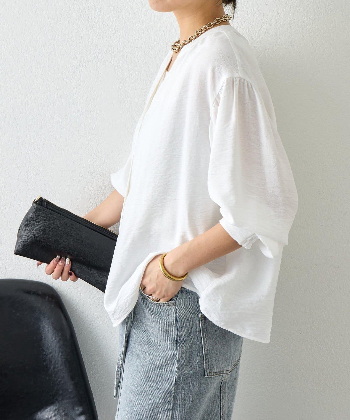 亞麻質感開領設計襯衫