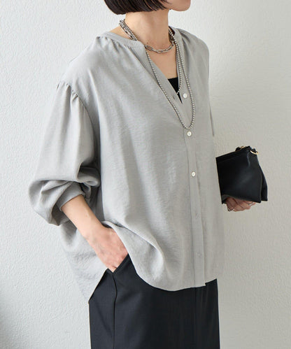 亞麻質感開領設計襯衫