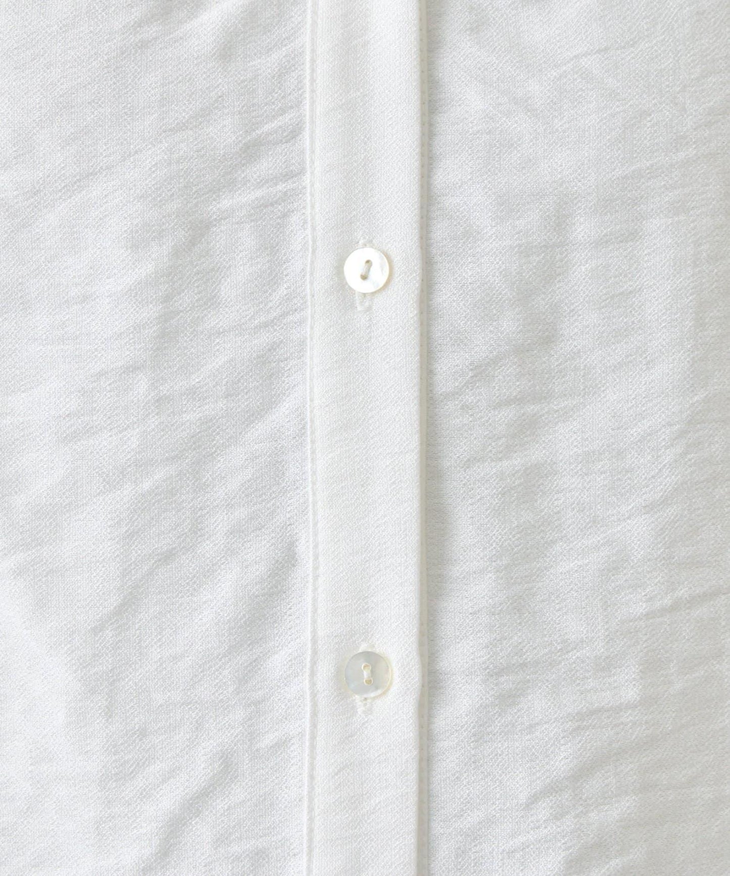 亞麻質感開領設計襯衫