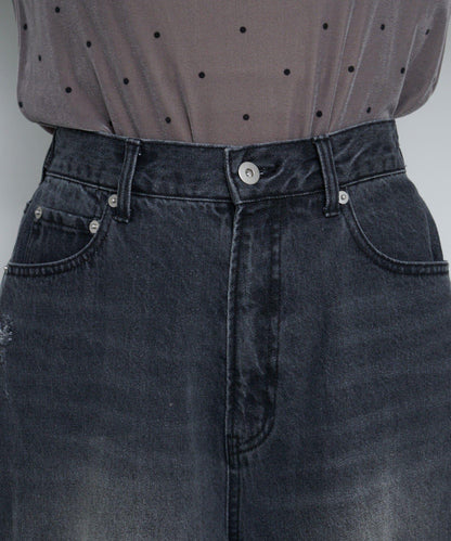 弧線縫線設計牛仔褲