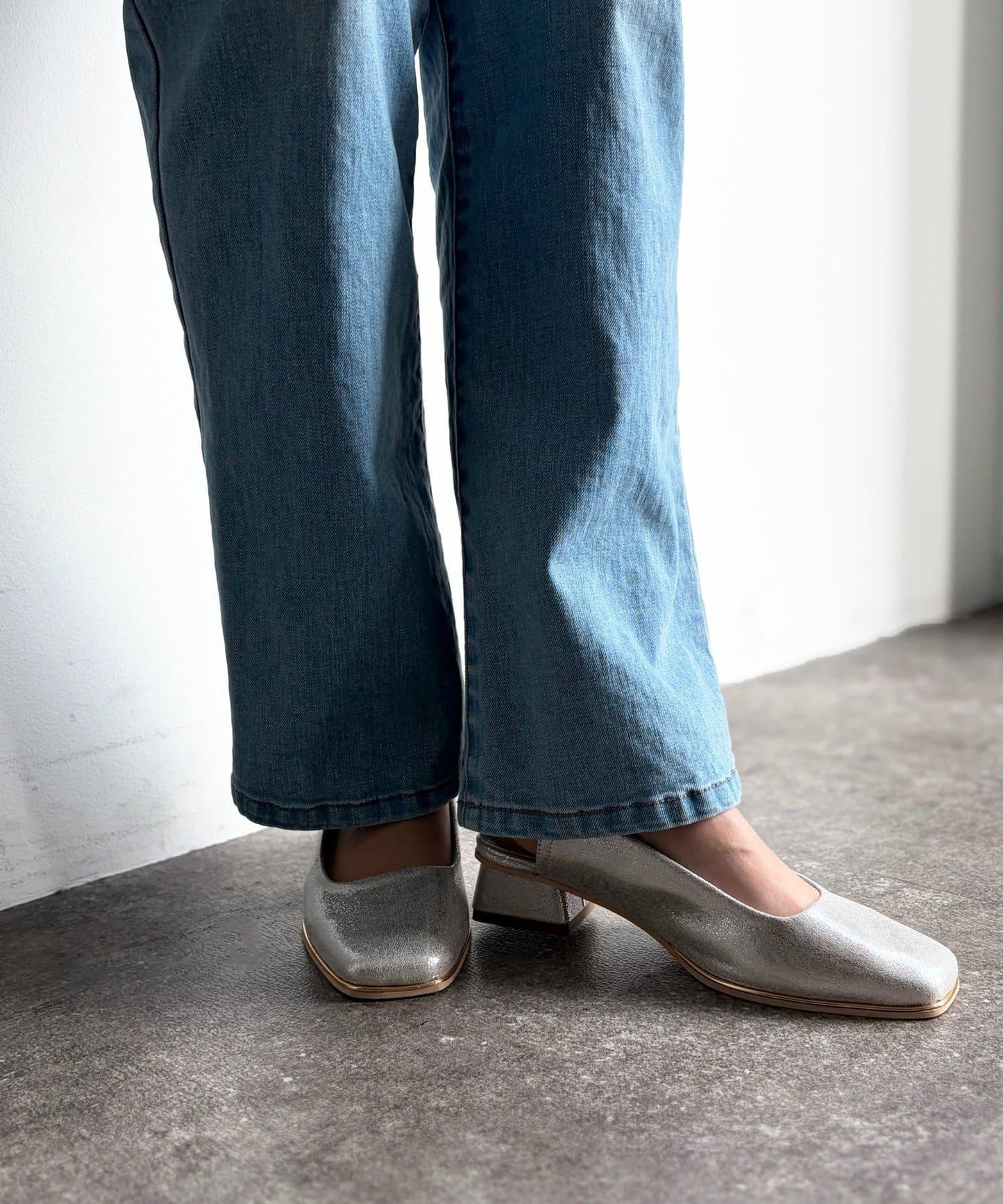 後鬆緊設計 淺口單鞋