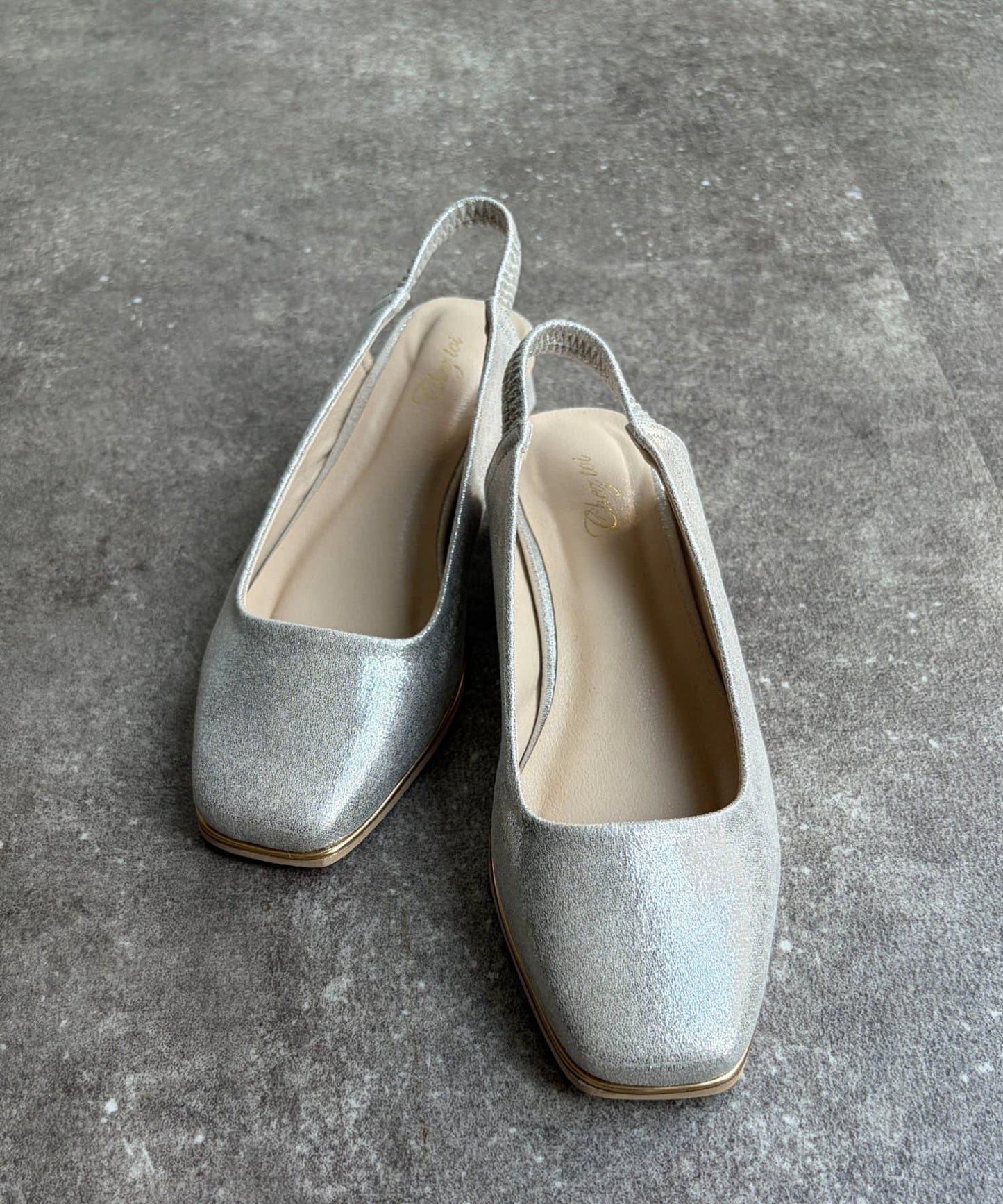 後鬆緊設計 淺口單鞋