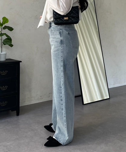 MIO 可調節按鈕直筒牛仔面料牛仔褲