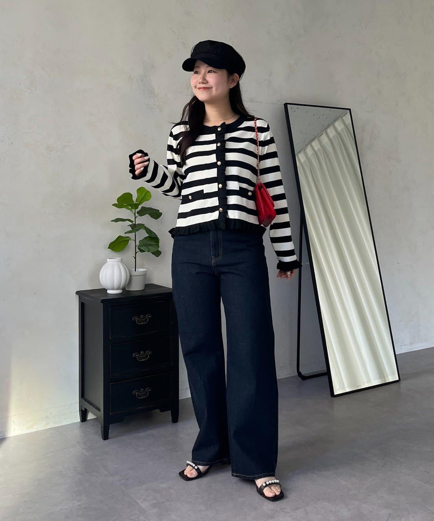 MIO 可調節按鈕直筒牛仔面料牛仔褲