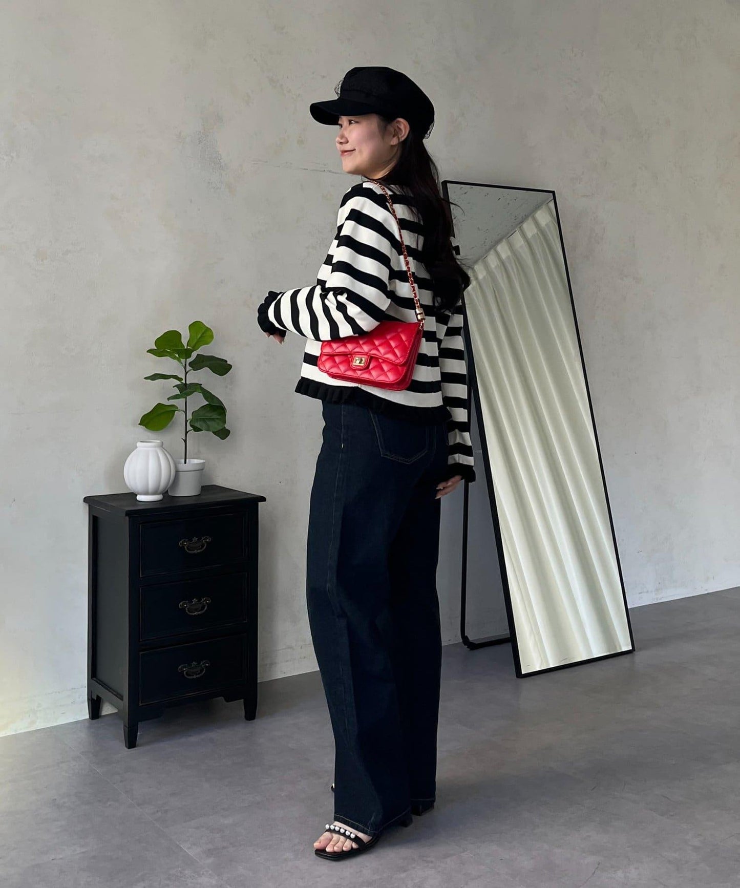 MIO 可調節按鈕直筒牛仔面料牛仔褲