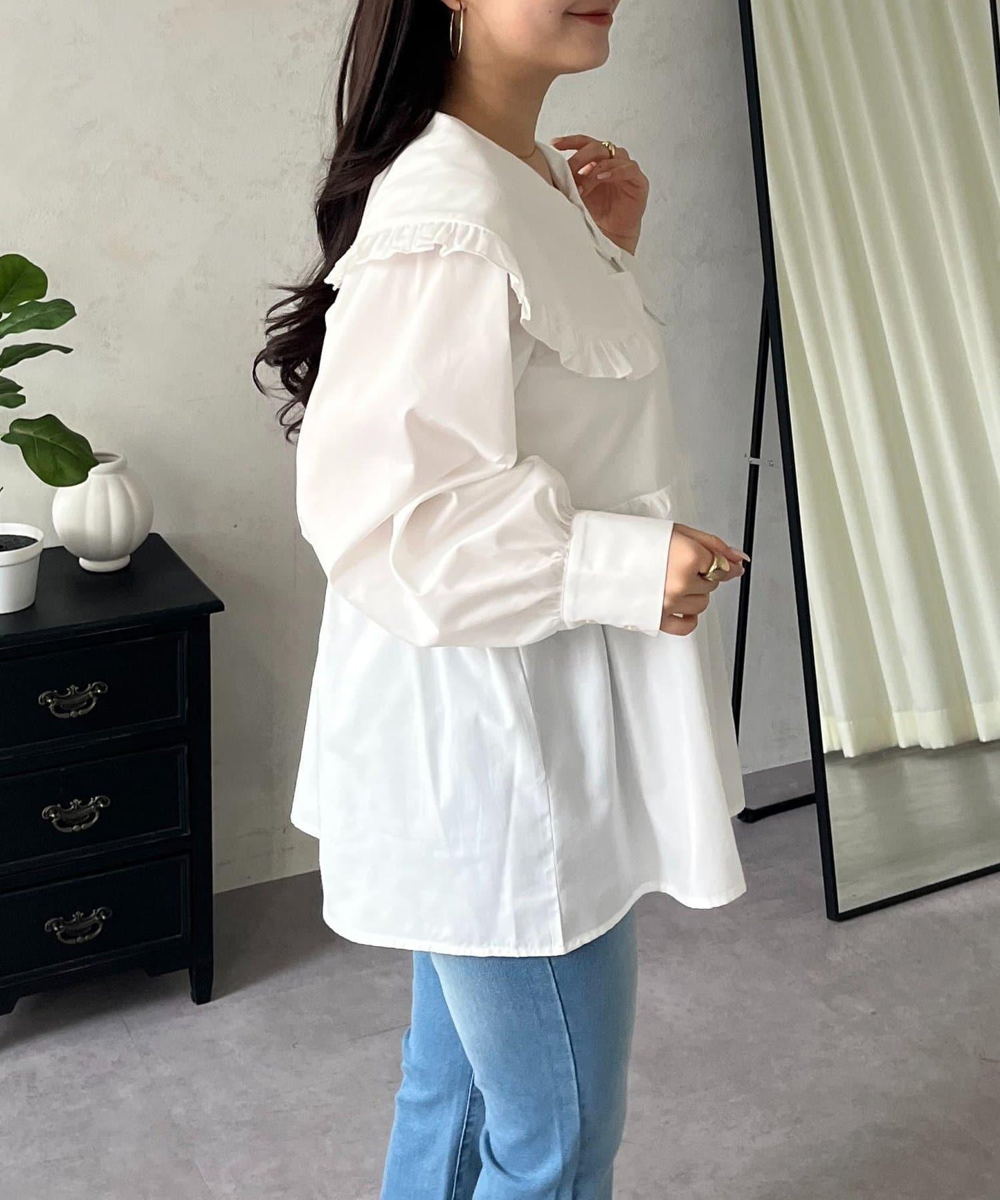 荷葉邊大翻領荷葉擺設計襯衫
