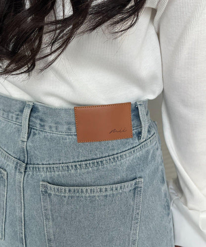 MIO 可調節按鈕直筒牛仔面料牛仔褲