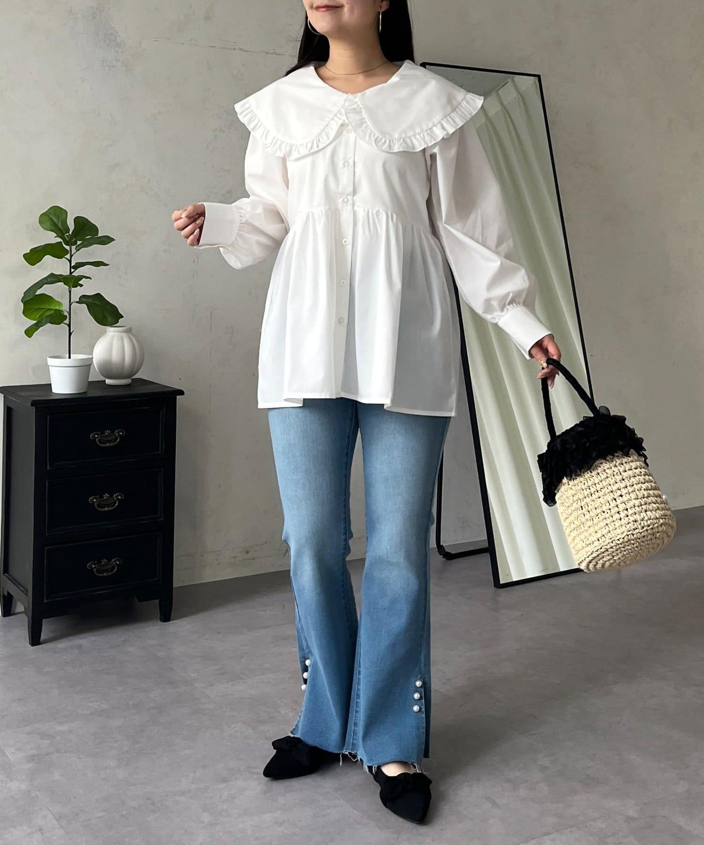 荷葉邊大翻領荷葉擺設計襯衫