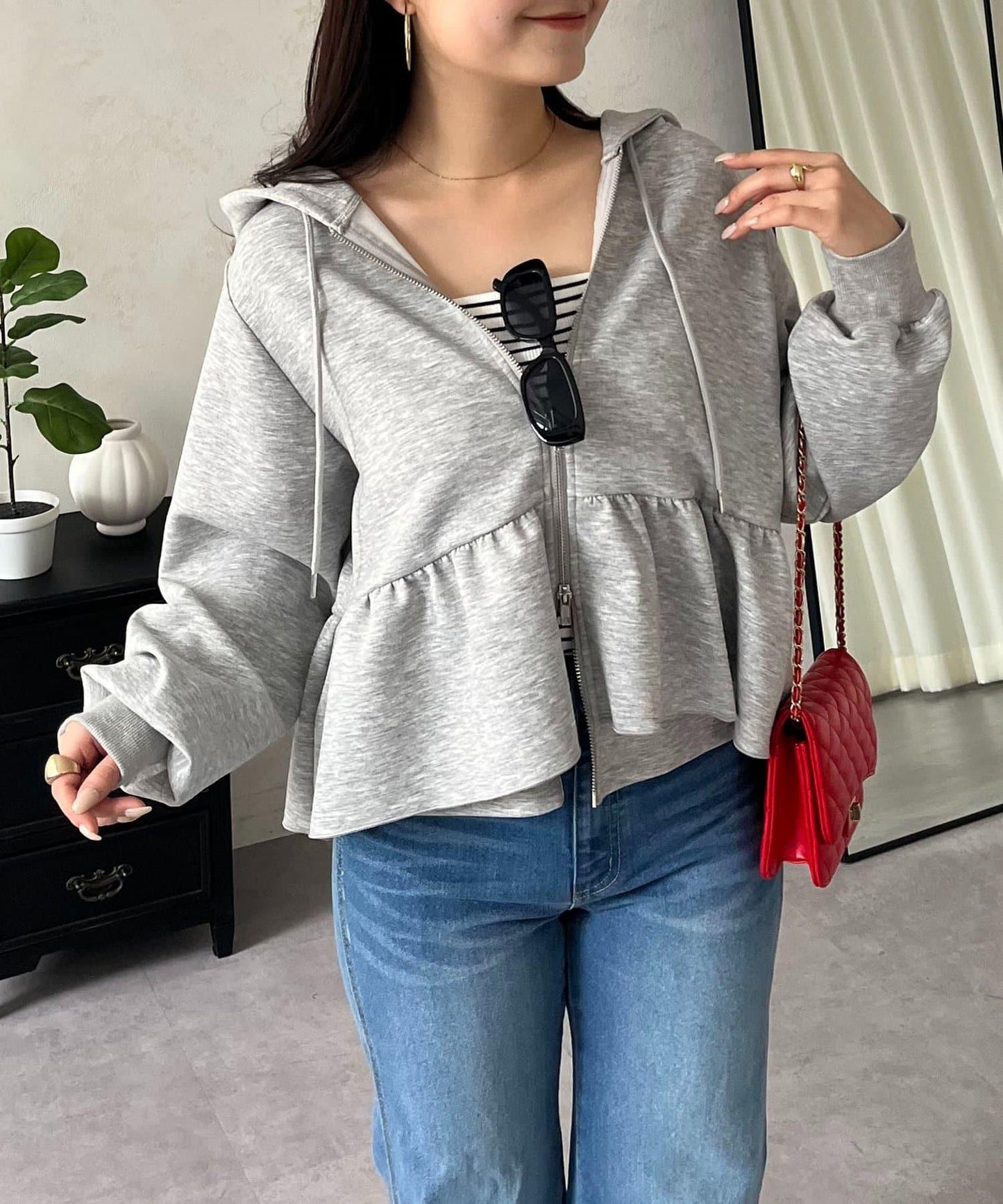 荷葉邊雙拉鍊連帽衛衣