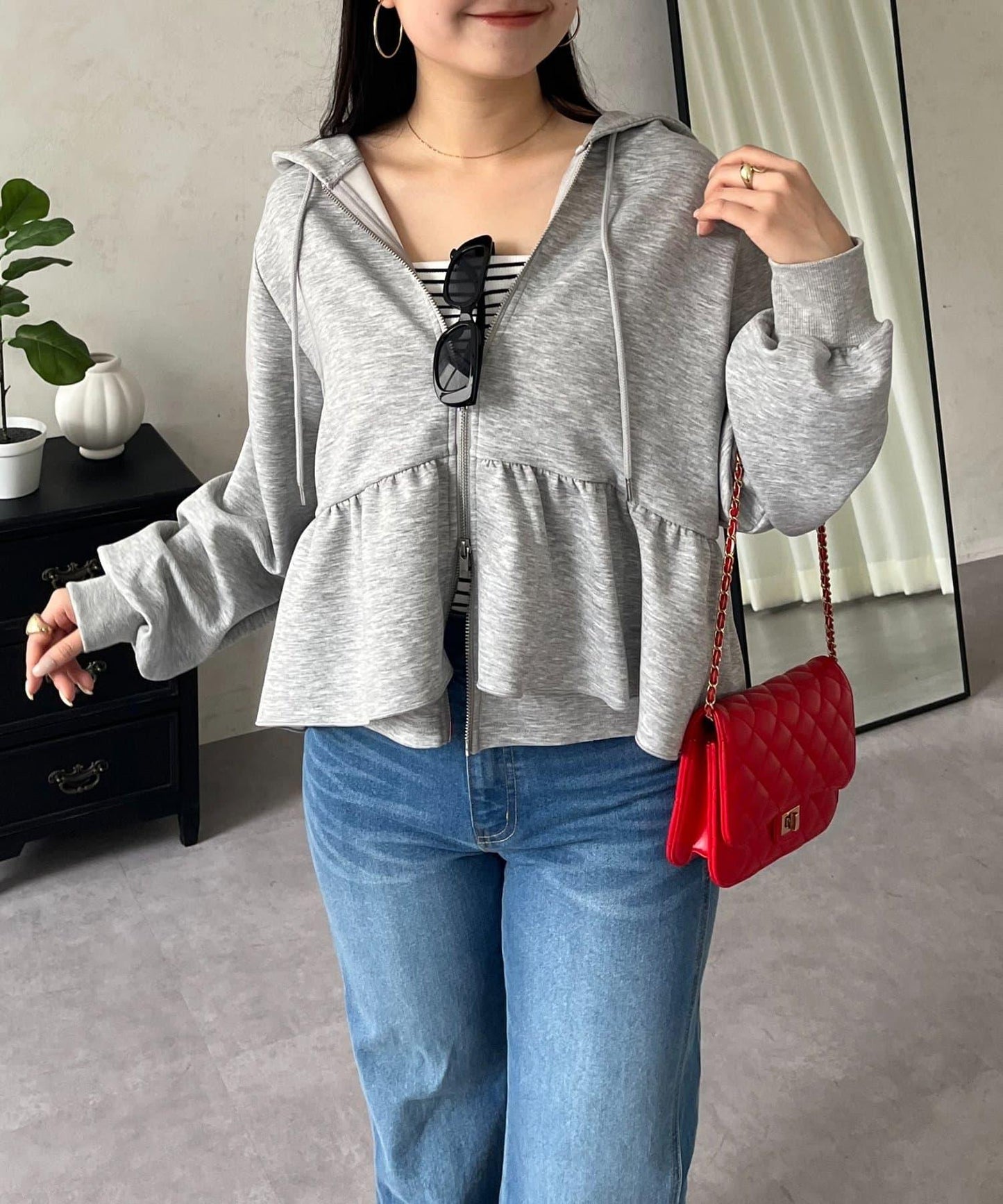 荷葉邊雙拉鍊連帽衛衣