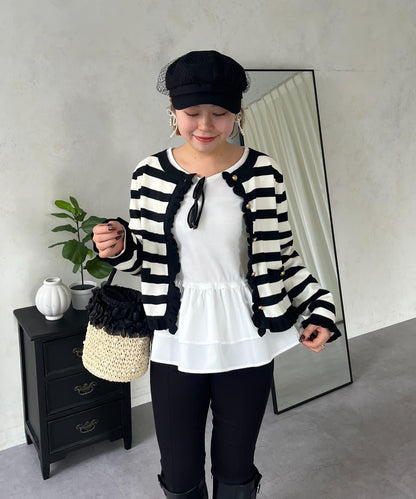 【MOMO】下襬荷葉拼接上衣