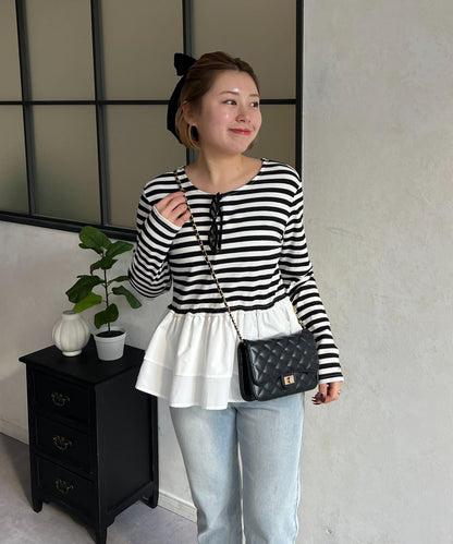 【MOMO】下襬荷葉拼接上衣