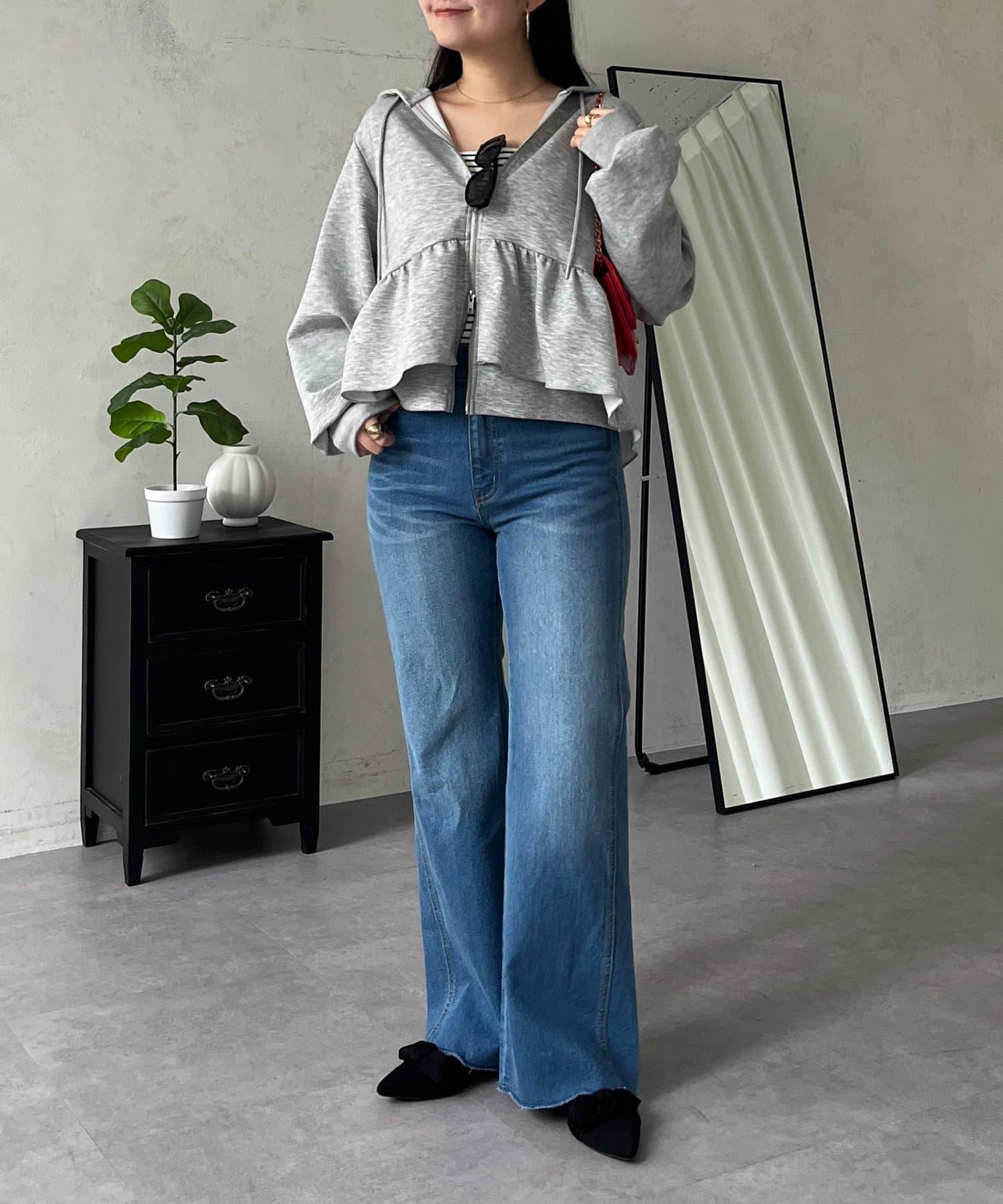 荷葉邊雙拉鍊連帽衛衣