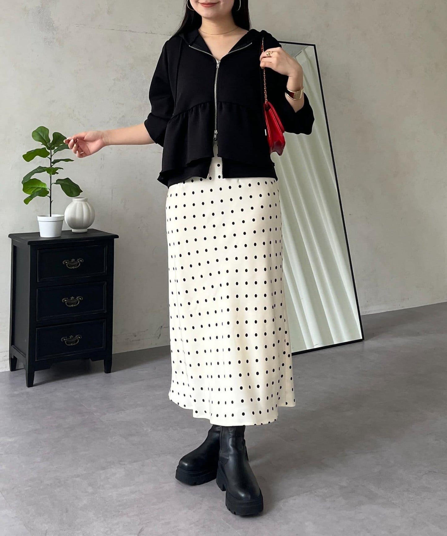 荷葉邊雙拉鍊連帽衛衣