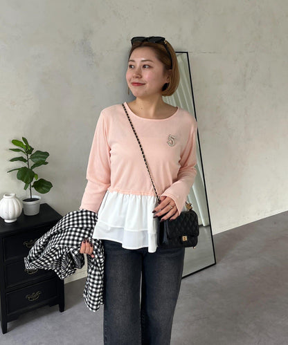 【MOMO】下襬荷葉拼接上衣