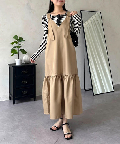 下襬荷葉邊 V領 背心裙