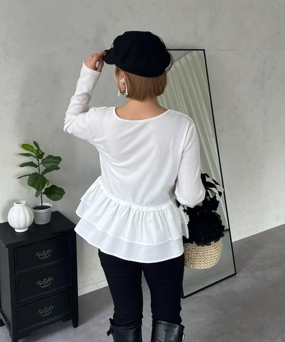 【MOMO】下襬荷葉拼接上衣