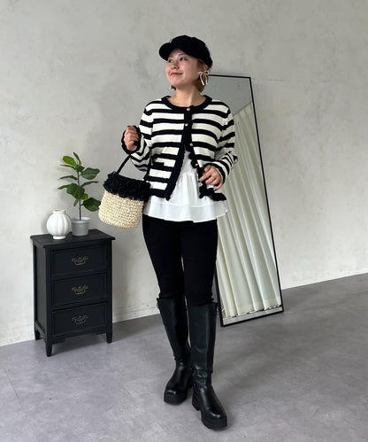 【MOMO】下襬荷葉拼接上衣