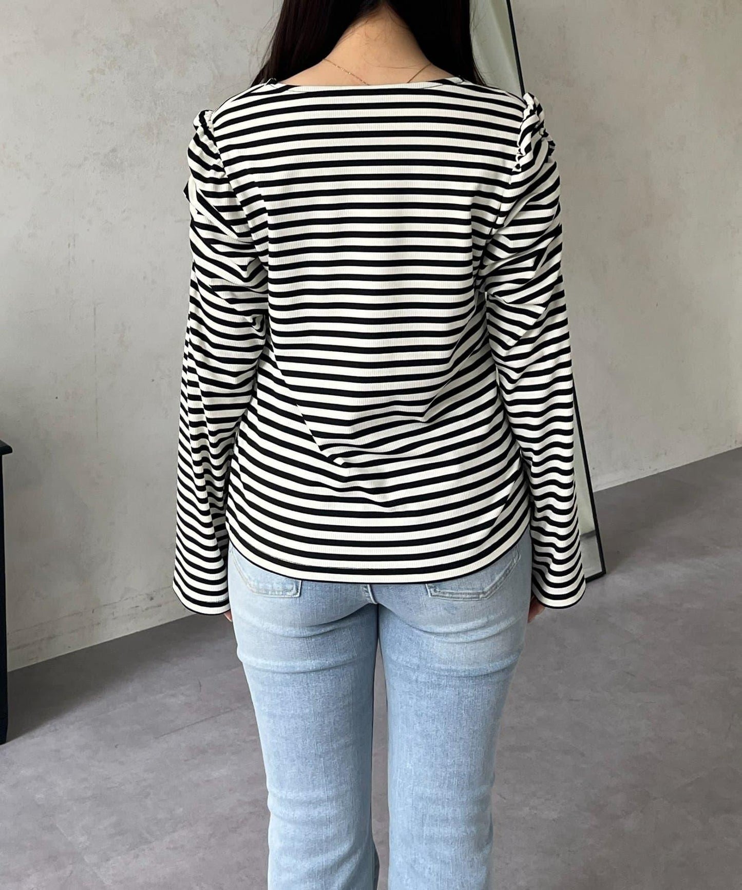 袖部抽褶 條紋褶皺 上衣