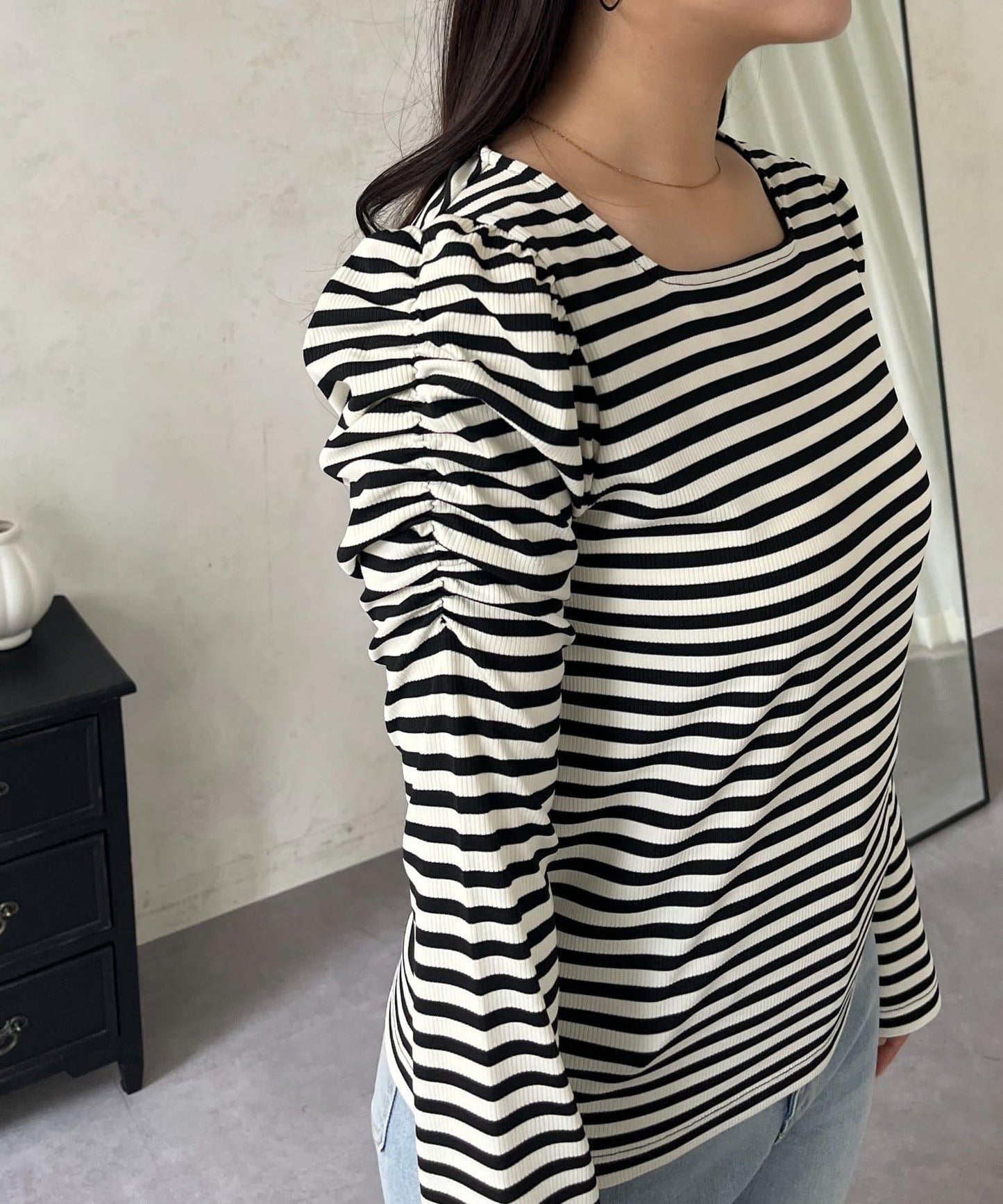 袖部抽褶 條紋褶皺 上衣