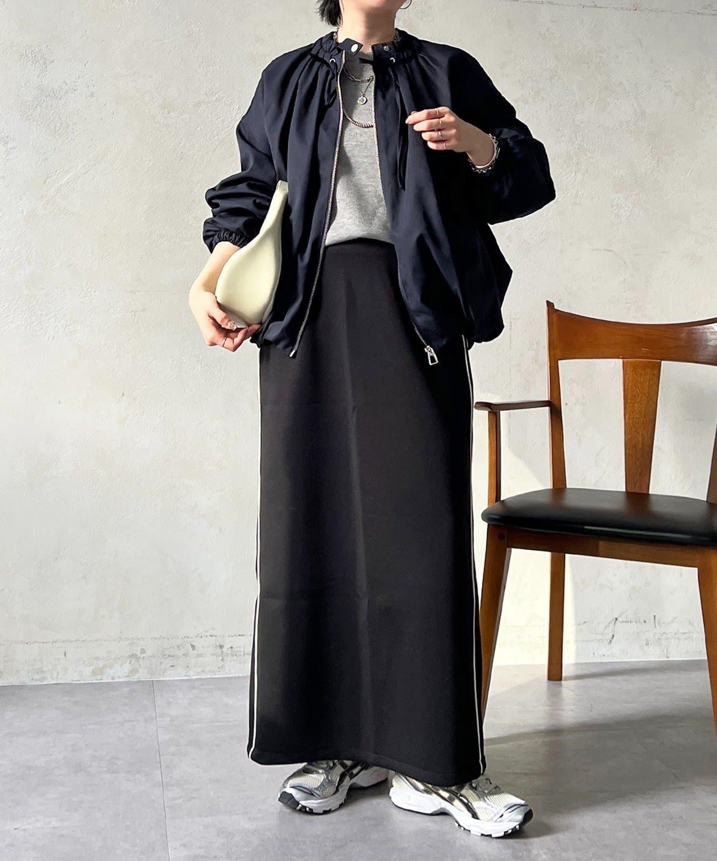 聚褶領設計短外套